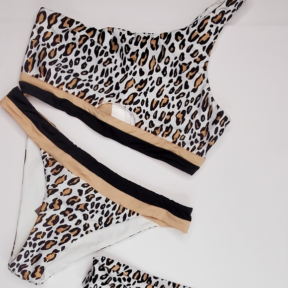 NWT Everything but Water Summerful 3 piece Asymmetrical Leopard Bikini  Swimsuit - Picture 4 of 14